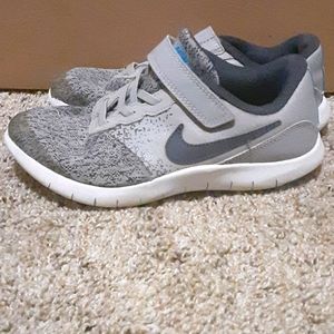 Nike Flex Contact kids shoe